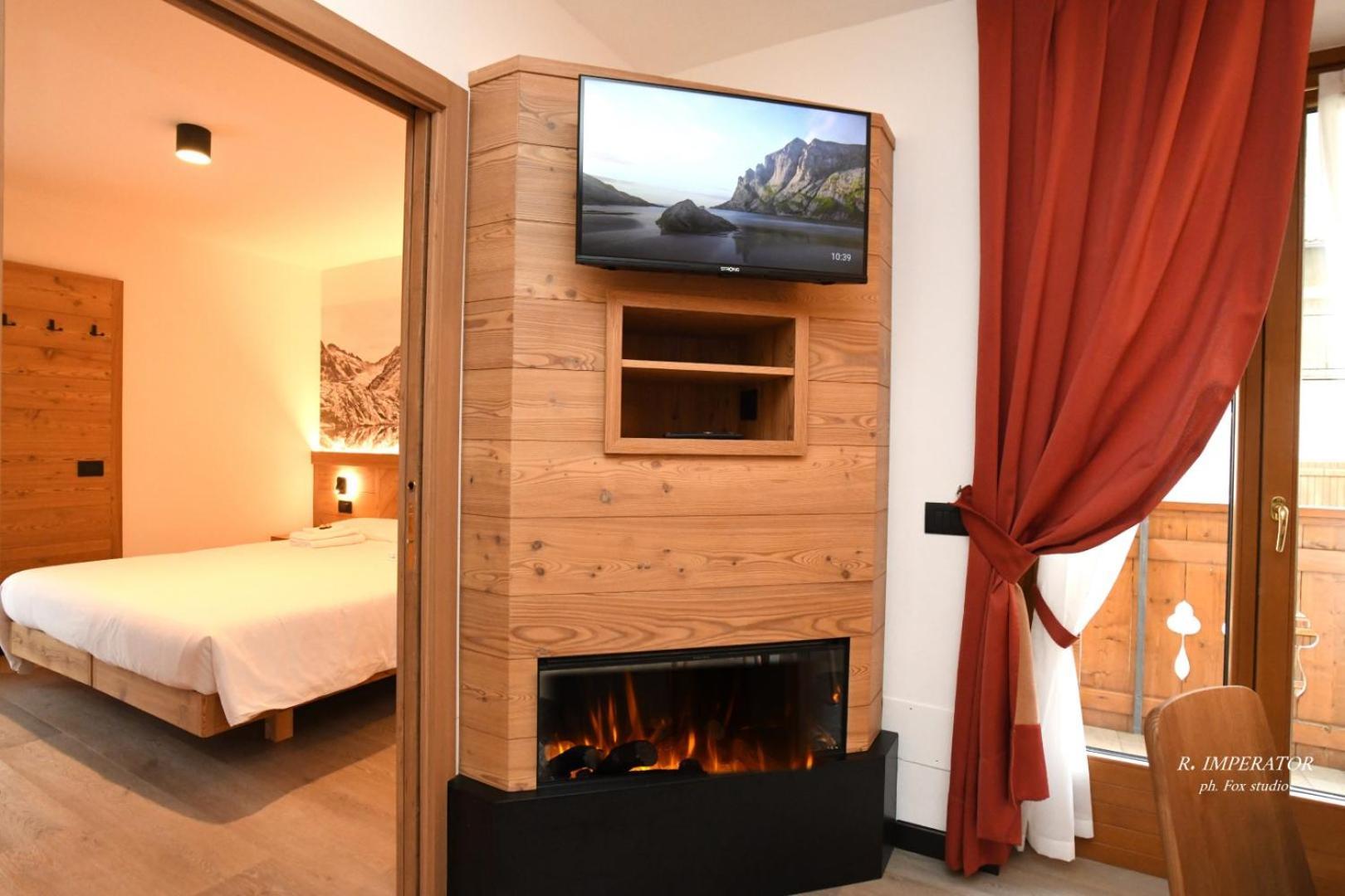 Park Residence Imperator Карисоло Екстериор снимка