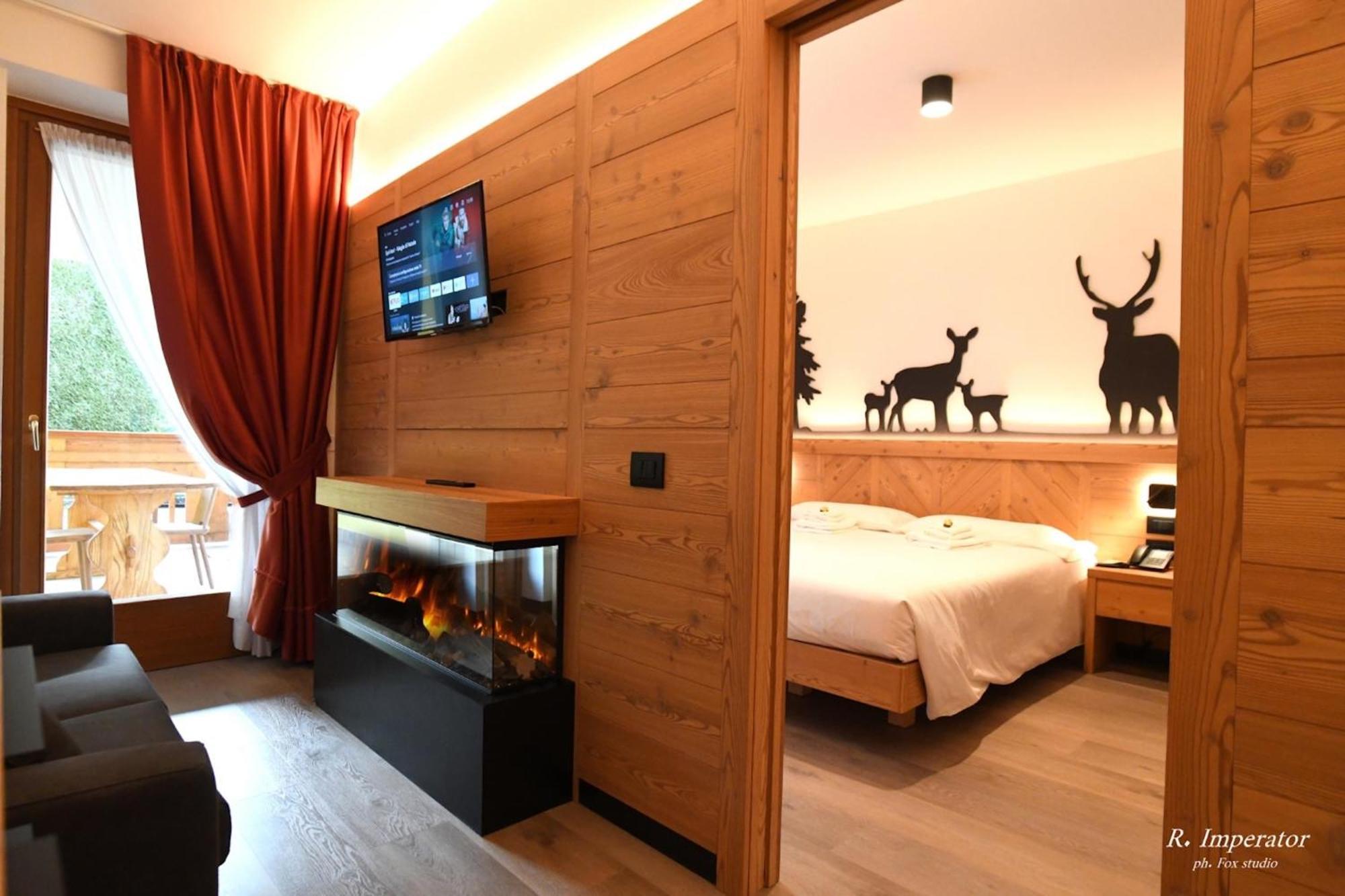 Park Residence Imperator Карисоло Екстериор снимка