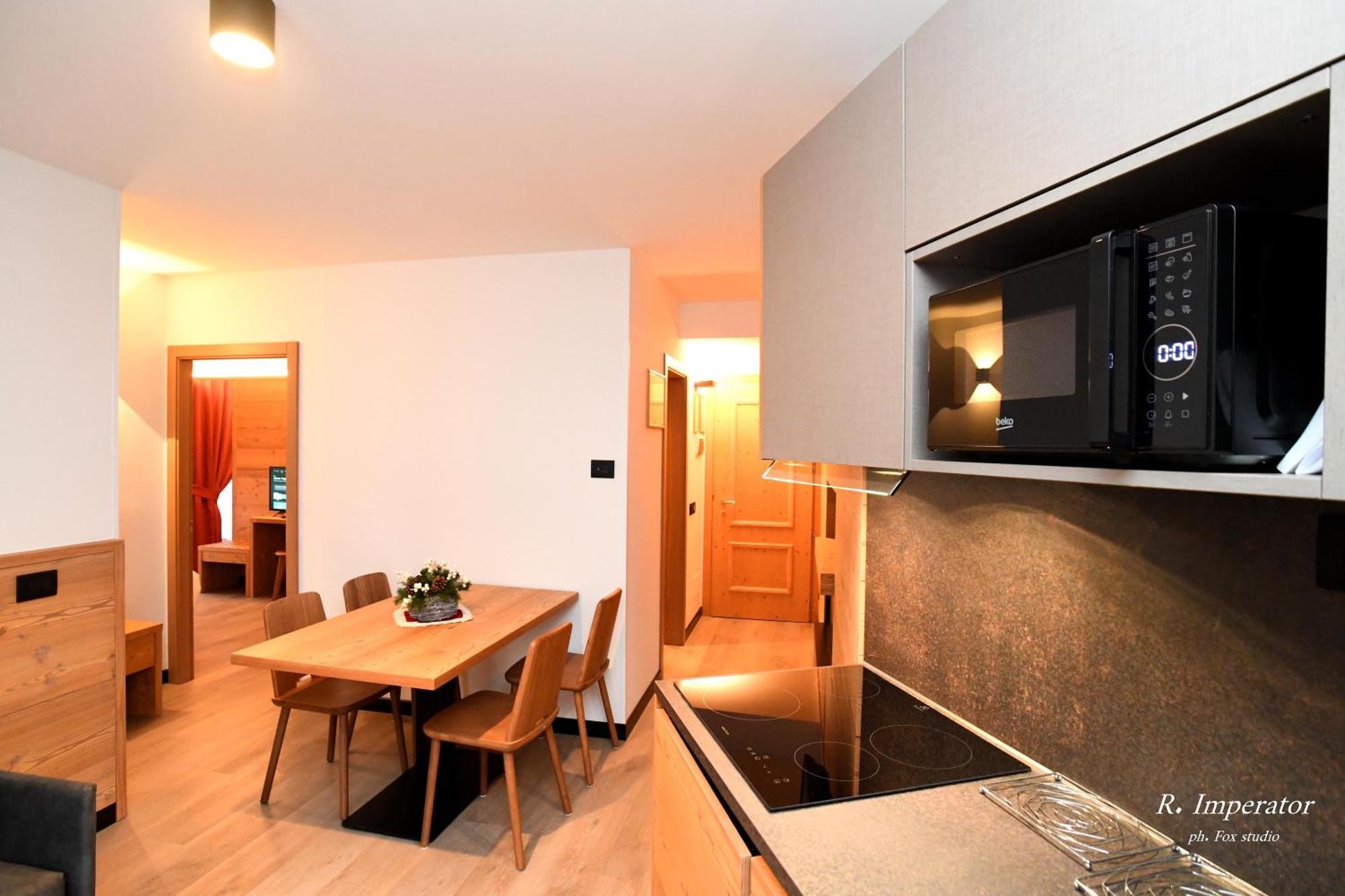 Park Residence Imperator Карисоло Екстериор снимка